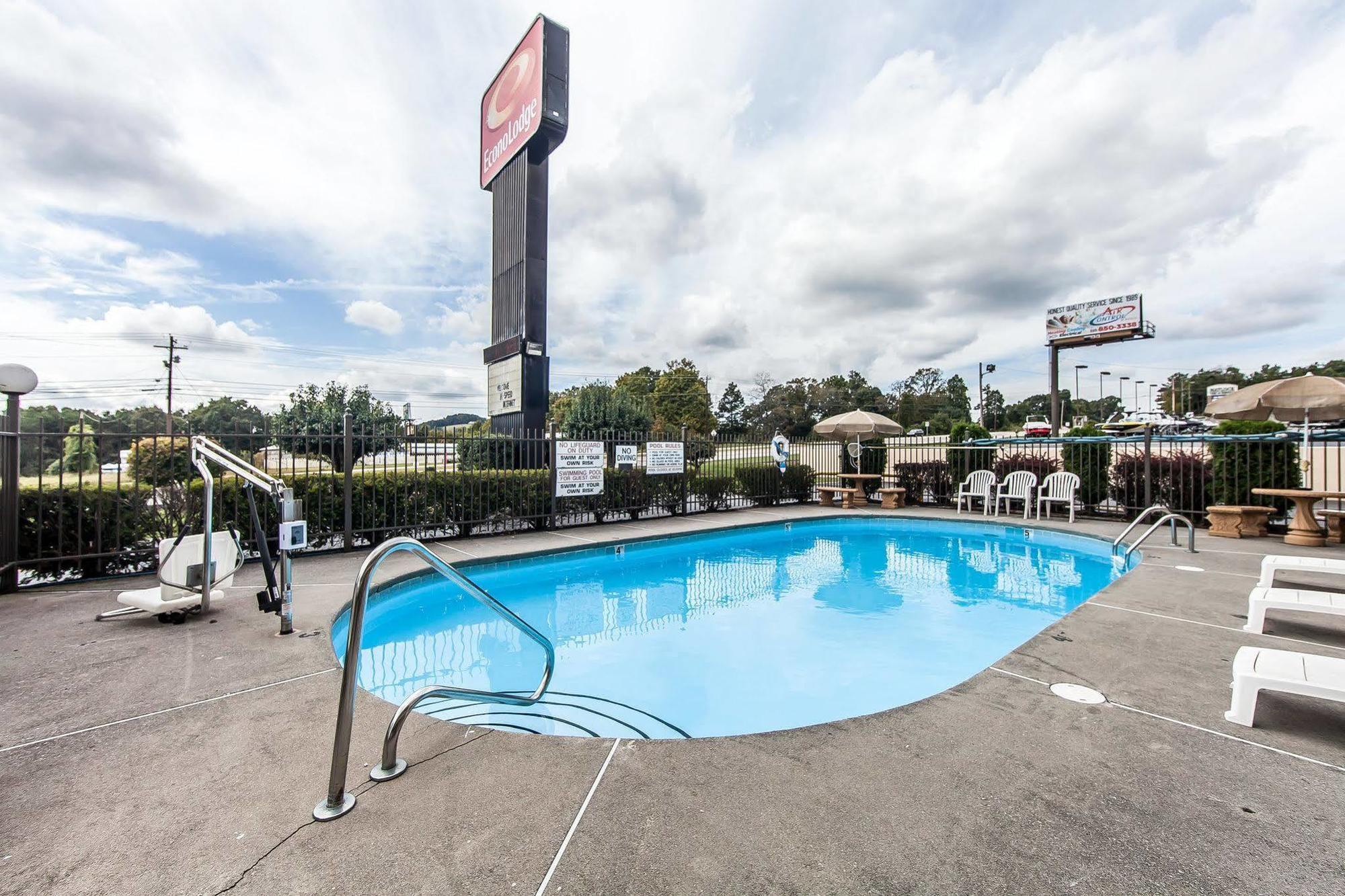 Econo Lodge Lenoir City Εξωτερικό φωτογραφία